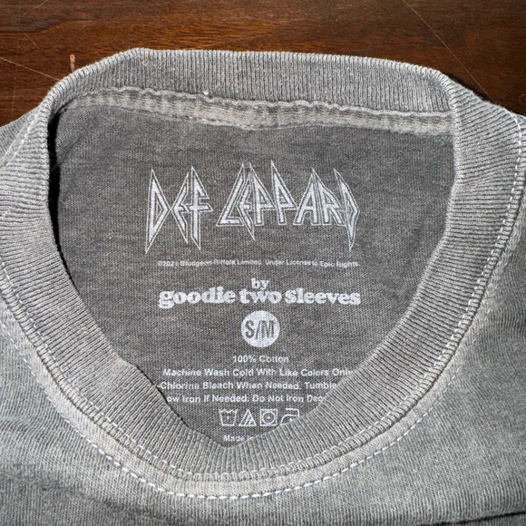 Def Leppard- Pyromania x Goodie 2 Sleeves Vintage Style Crop Top: S/M - Picture 4 of 4